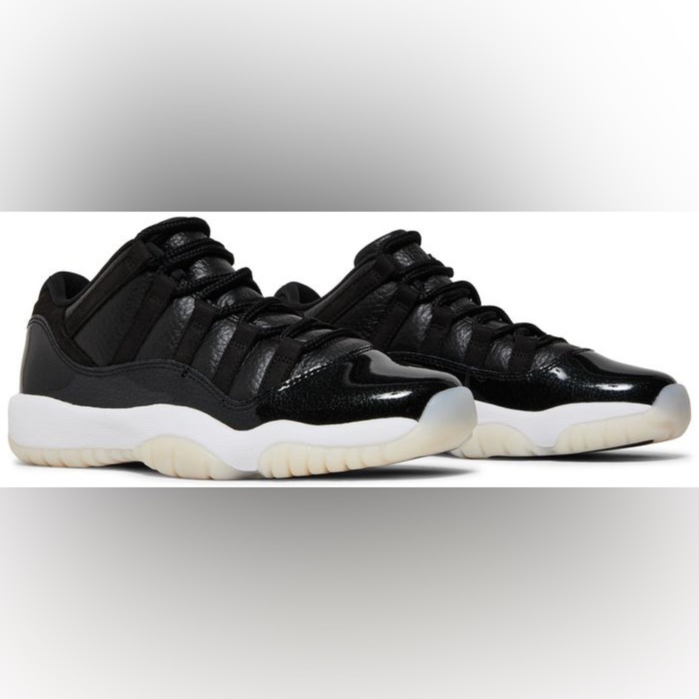 Air Jordan 11 Retro Low GS 72-10 Size 10.5